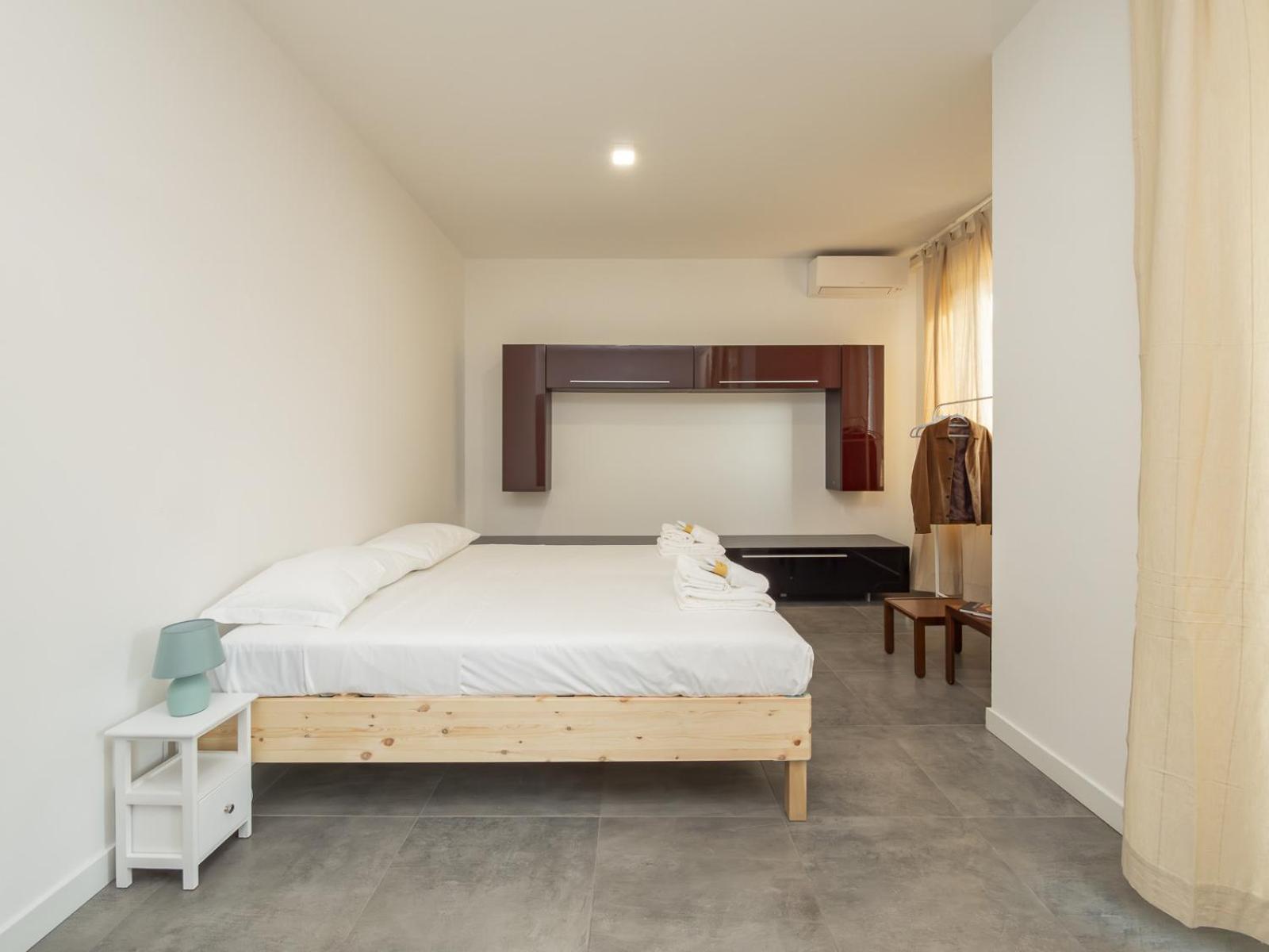 Modern 3 Bedroom With Balcony Steps From San Siro By Rentopolis * Milan
