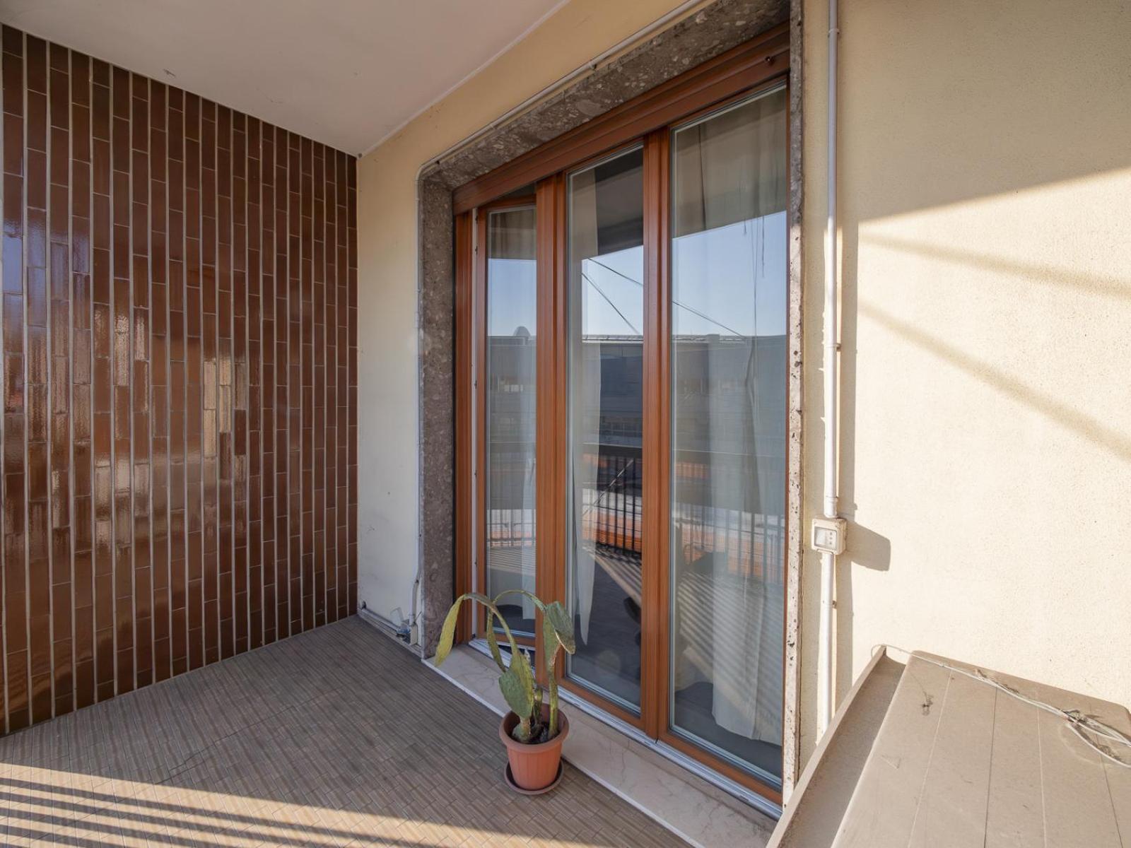 Modern 3 Bedroom With Balcony Steps From San Siro By Rentopolis *