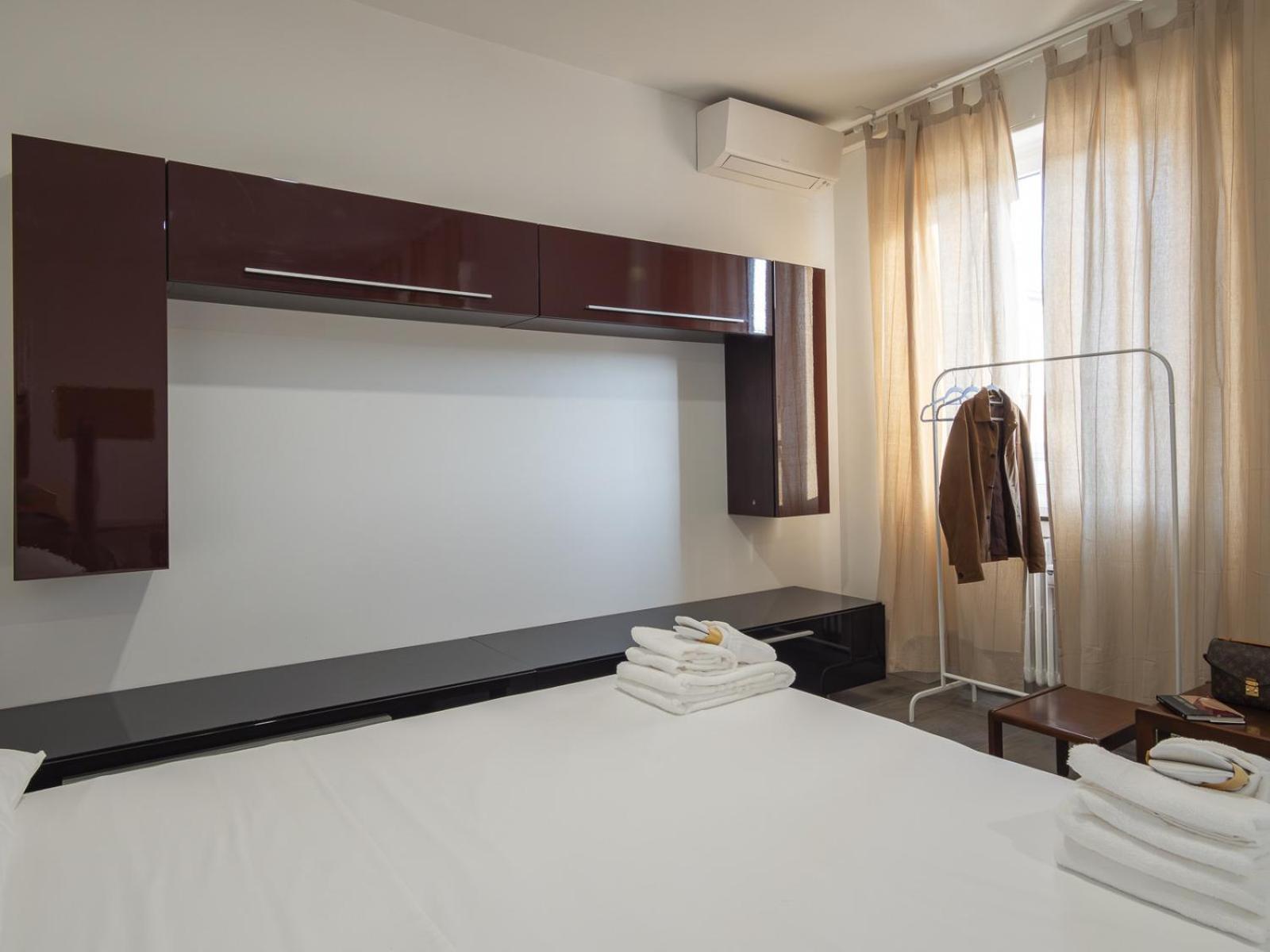Modern 3 Bedroom With Balcony Steps From San Siro By Rentopolis