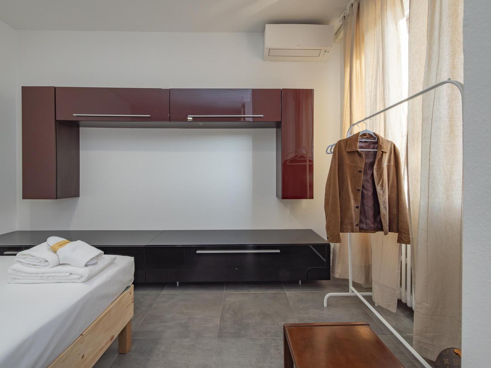 Modern 3 Bedroom With Balcony Steps From San Siro By Rentopolis Appartement *