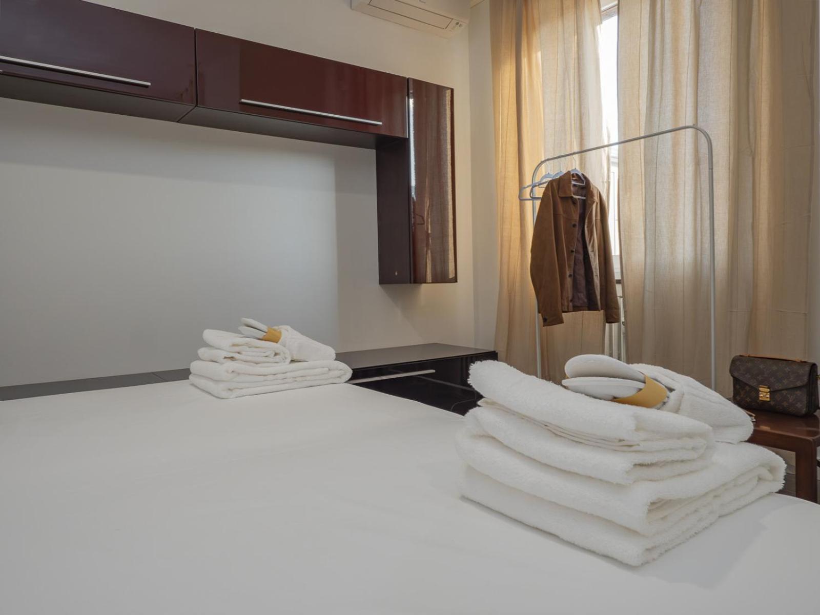 Modern 3 Bedroom With Balcony Steps From San Siro By Rentopolis Milan