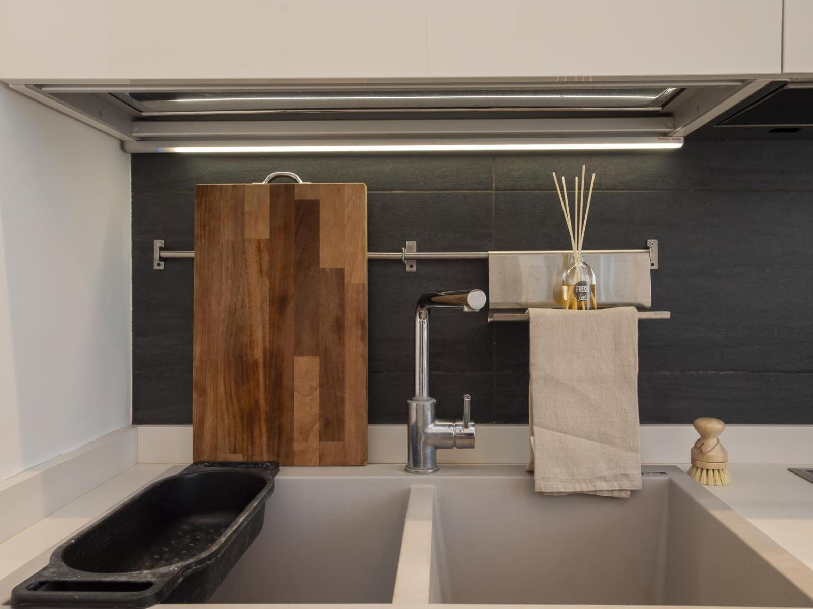 Modern 3 Bedroom With Balcony Steps From San Siro By Rentopolis *